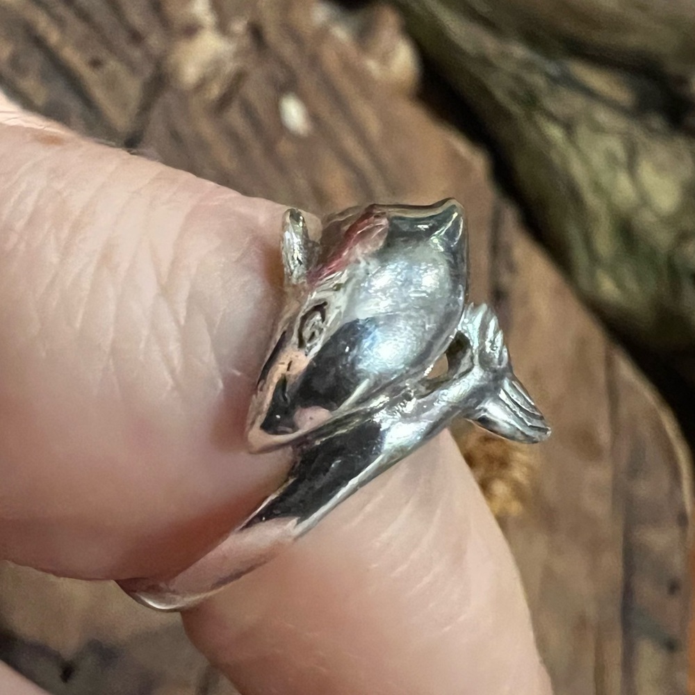 Artisan Vintage Ring Dolphin Animal Sterling Silver 925 Zoo Ocean Holiday 7.5